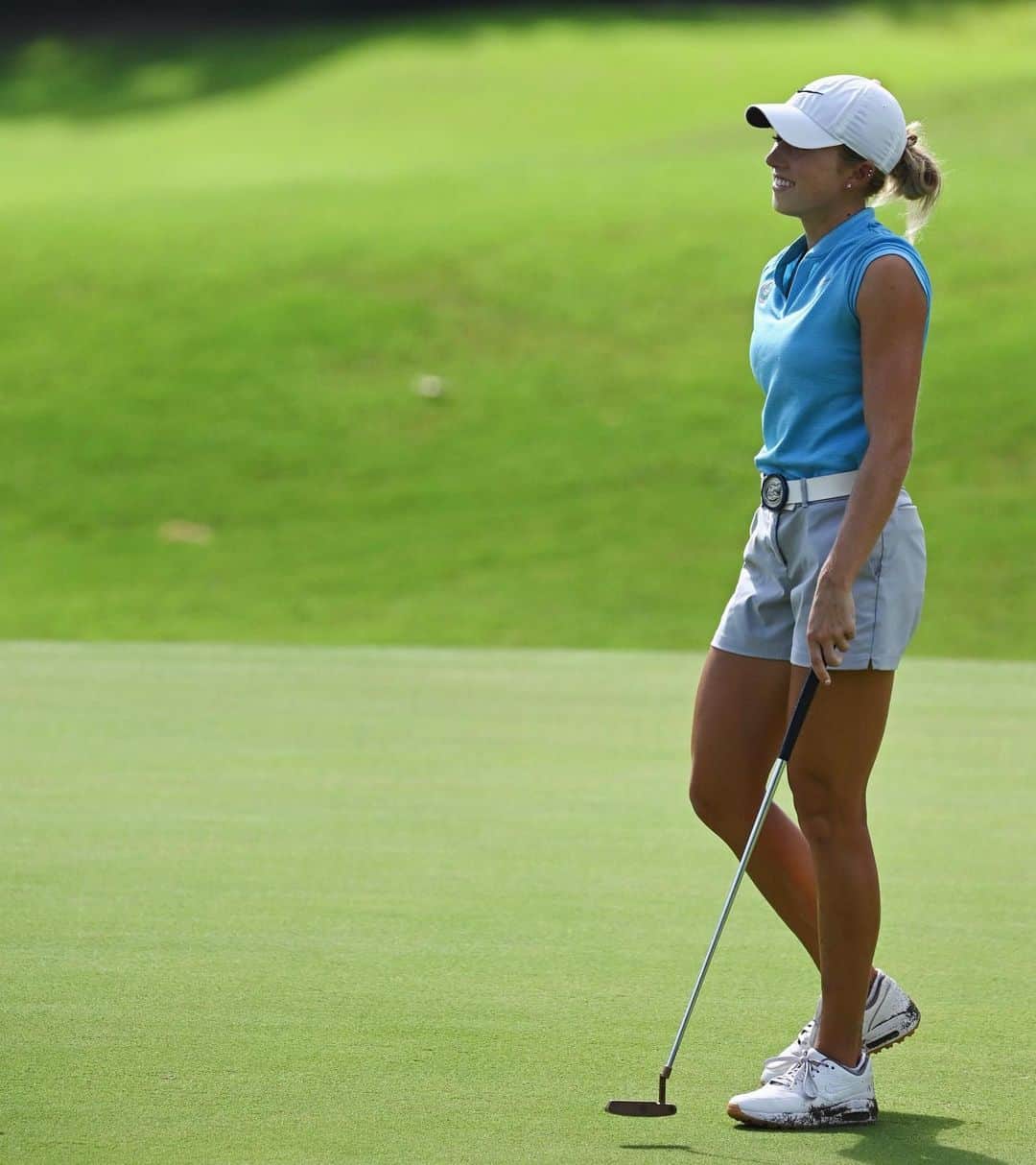 Sierra Brooksのインスタグラム：「Looking forward to my last go around with @gatorswgolf」
