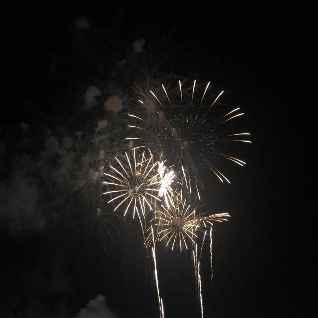 高野祐衣さんのインスタグラム写真 - (高野祐衣Instagram)「今年初の花火大会🎇﻿ 8月終わったから諦めてたけど行けた〜！﻿ 浴衣も着れたし満足♡﻿ ﻿ ﻿ 菜々ちゃんありがとう👶﻿ ﻿ ﻿ ﻿ ﻿ ﻿ #花火 #花火大会 #祭り #浴衣」9月7日 21時17分 - yuipooon12_06