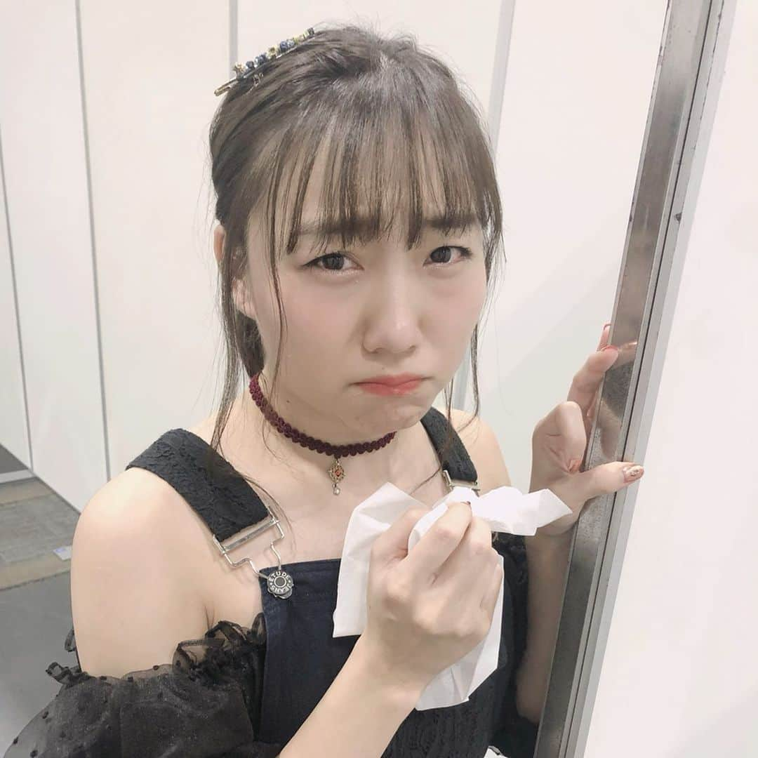 須田亜香里さんのインスタグラム写真 - (須田亜香里Instagram)「須田が泣いてる理由を当てられたら、須田好き検定2級」9月7日 21時57分 - akarisuda