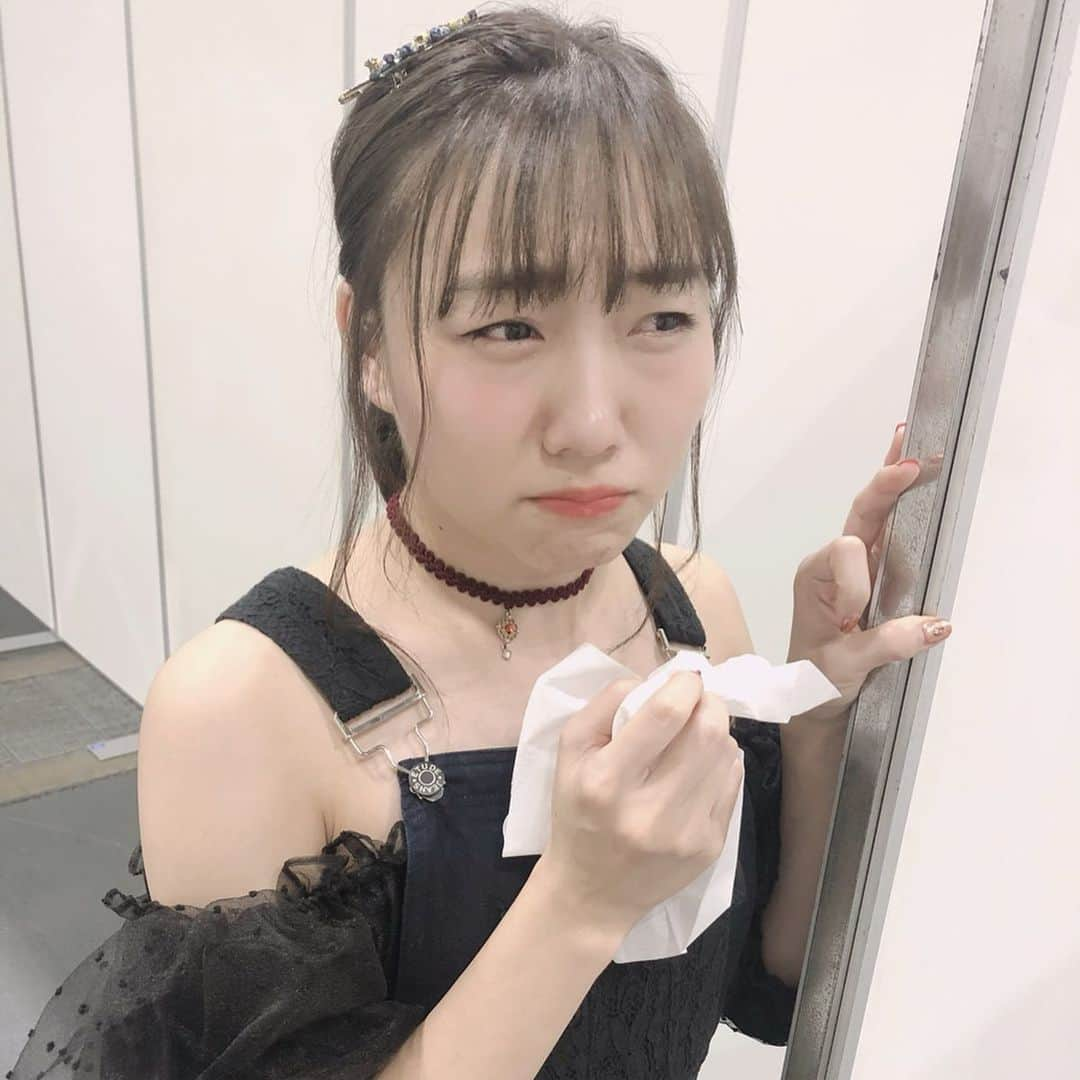 須田亜香里さんのインスタグラム写真 - (須田亜香里Instagram)「須田が泣いてる理由を当てられたら、須田好き検定2級」9月7日 21時57分 - akarisuda