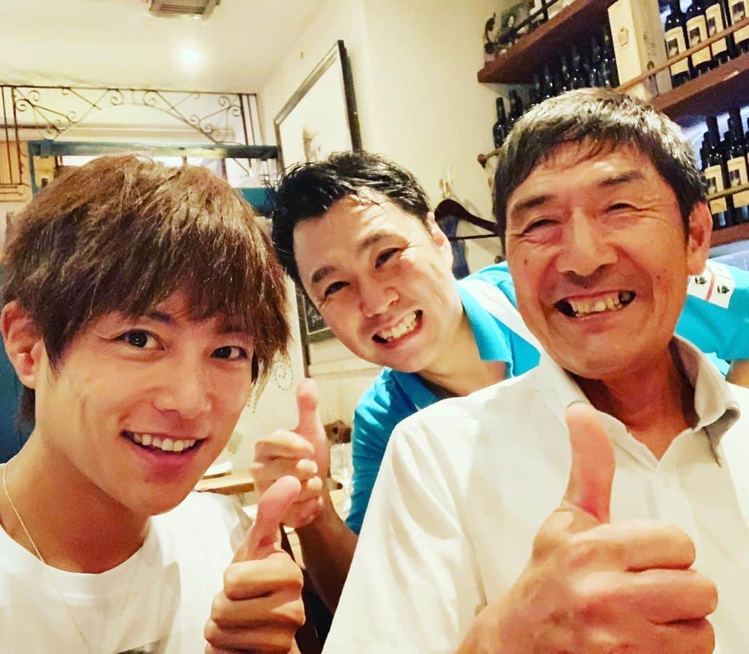 杉浦太陽さんのインスタグラム写真 - (杉浦太陽Instagram)「今夜は10年以上前から親交のある、 陸前高田のお父さんたちと！  東京に来てて、 久しぶりに会えて嬉しかった！  初めて民宿志田で知り合って、 懐かしい話から、 そして、 被災してから…  これからの未来に向けて…  いろいろな話が出来ました！  お父さんが獲った魚介類を卸している、 渋谷タロスさん！  絶品でしたー！！！ @ #陸前高田 #10年以上の付き合いのお父さん #連絡は取ってるけど #会うのは数年ぶり #つもる話 #嬉しい笑顔 #渋谷 #タロス #最高の魚介類 #お父さんたちの民宿 #民宿志田 #めっさええとこ」9月7日 22時03分 - sugiurataiyou_official