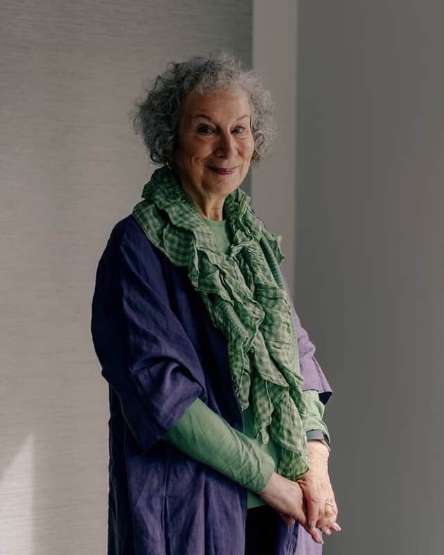 Wall Street Journalさんのインスタグラム写真 - (Wall Street JournalInstagram)「At 79, author Margaret Atwood returns to the dystopian land of Gilead for the most anticipated novel of her career "The Testaments,” a sequel to her classic "The Handmaid's Tale." Even the book has yet to be released, it's already been shortlisted for this year's Booker Prize. @therealmargaretatwood is wry about the hype. "I think they're getting a little overexcited," she said of her publishers in the U.S. and U.K. "I think what they're secretly thinking is, 'This is our last chance because then she's going to die.' I don't intend to, but you just never know." She jumped into writing "The Testaments" in 2016, working on it during the #MeToo movement and the election of President Donald Trump. An outspoken environmentalist, she said the novel reflects today's schisms and anxieties. "It's very easy to start a mass panic," she said. "People are feeling fearful anyway because of the climate crisis. So everybody starts looking askance at other people. Once people are in that generally fearful state of mind, you can get them going about all sorts of things." Read more at the link in our bio. 📷: @ian_patterson for @wsjphotos」9月7日 23時00分 - wsj