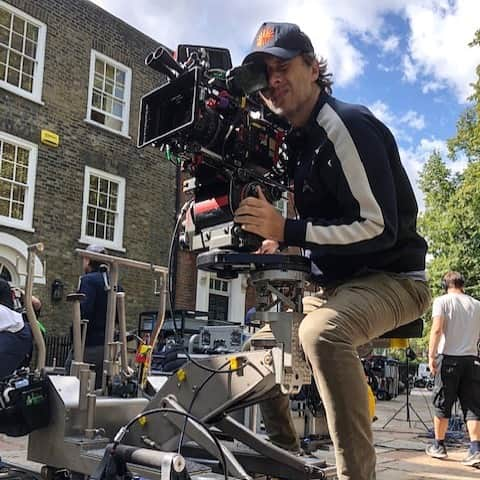 ザック・ブラフさんのインスタグラム写真 - (ザック・ブラフInstagram)「That’s a wrap in London Town.  Now back to LA LA Land.」9月7日 23時10分 - zachbraff