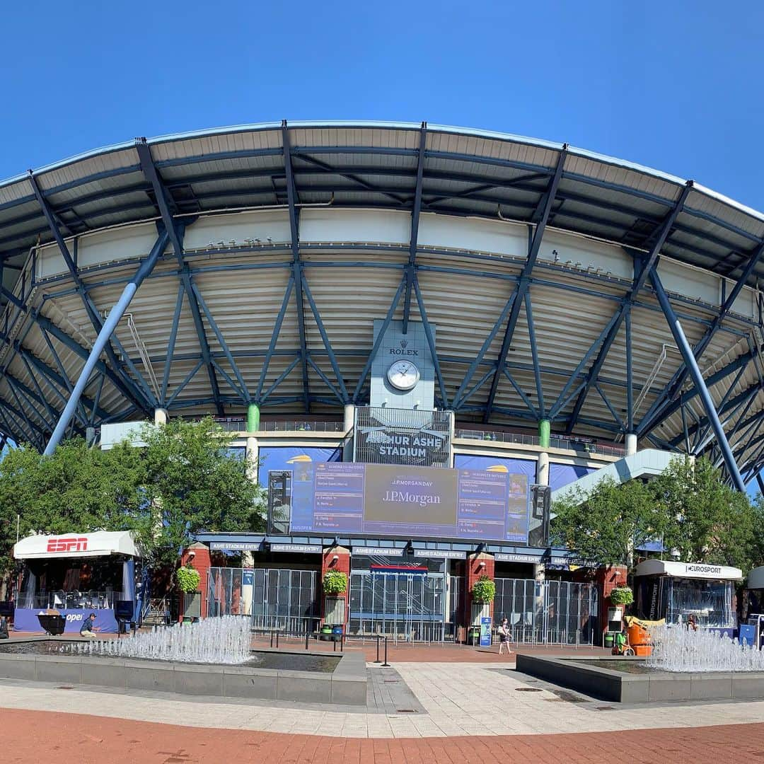 イナキョウコさんのインスタグラム写真 - (イナキョウコInstagram)「My favorite sporting event in NY  #usopen #tennis #final #semifinal #teamusa」9月8日 0時04分 - inakyoko