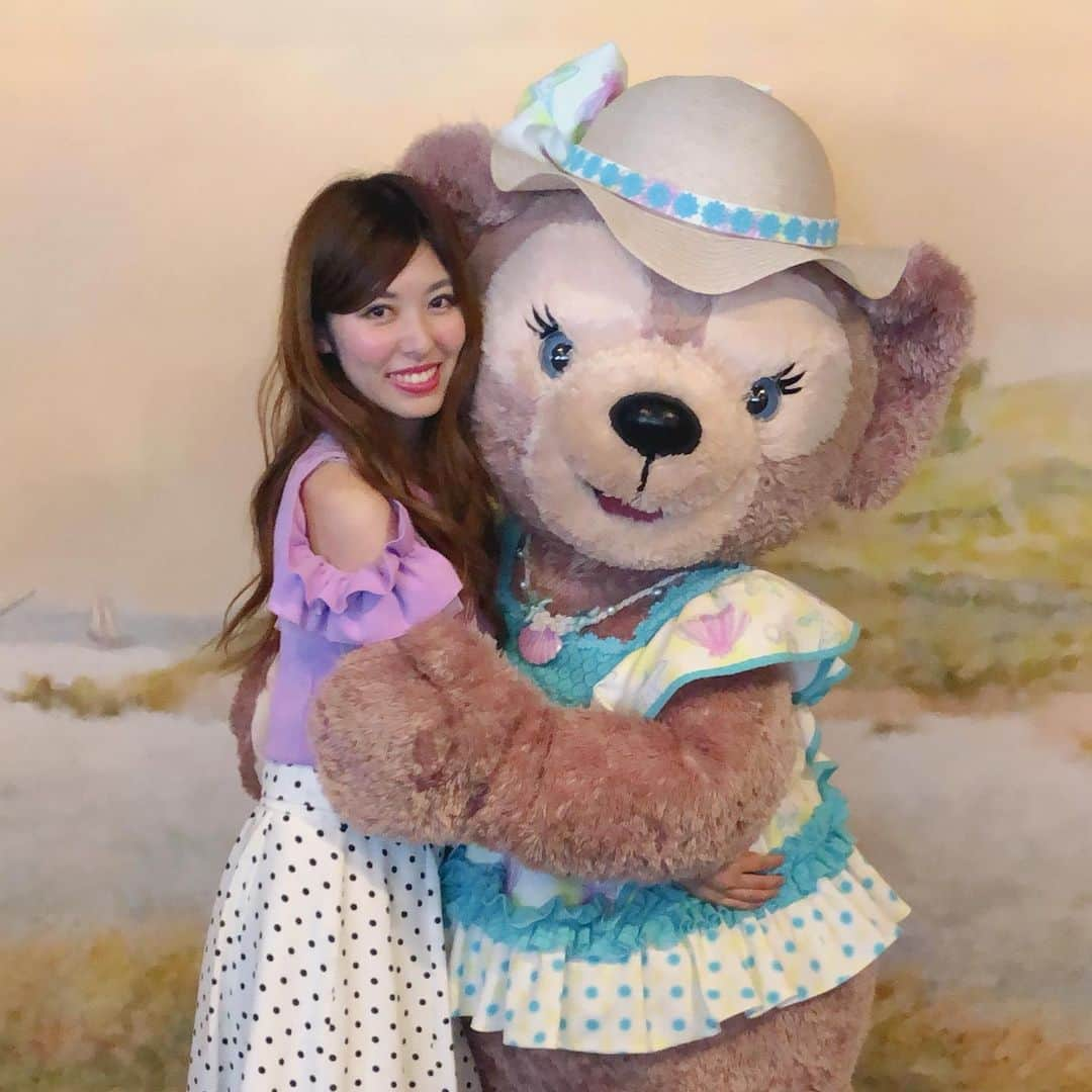 橘ゆりかさんのインスタグラム写真 - (橘ゆりかInstagram)「🌼👒🍉﻿ ﻿ ﻿ もう長いことキャラグリ行ってないなぁ😢﻿ 涼しくなったらまた行こう💓💓﻿ ﻿ ﻿ ﻿ ﻿ ﻿ #ダッフィーのサニーファン #サニーファン #ダッフィーフレンズ #ディズニーシー #東京ディズニーシー #夏の思い出 #シェリーメイ #キャラグリ #夏ディズニー #橘ゆりか #tds #tdr #sherrymay #tokyodisneysea #disneysummer」9月8日 0時25分 - yuricalcal