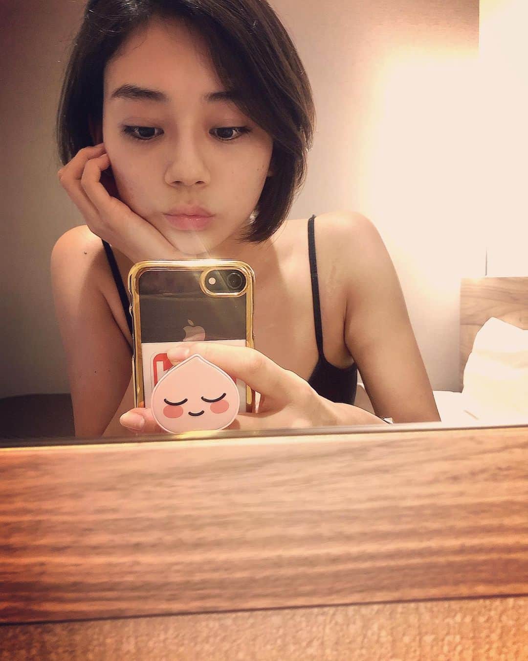 のインスタグラム：「#クランクイン 残暑の中、初日でした。焼けた気しかしない。笑笑 衣装が衣装なので食べるもの気をつけなくちゃ！ 皆さま台風には十分にお気をつけください😢」