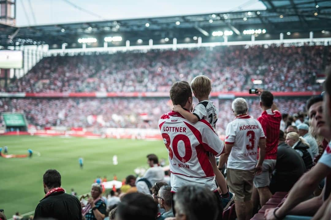 1.FCケルンさんのインスタグラム写真 - (1.FCケルンInstagram)「In einer Woche steigt das Derby!  ___ #effzeh #heimspiel #Köln #Kölle #Bundesliga」9月8日 1時00分 - fckoeln