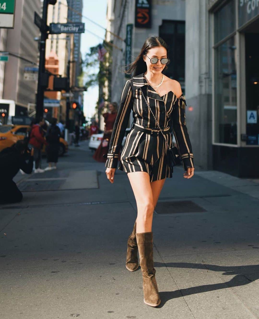 ジェイミー・チャンさんのインスタグラム写真 - (ジェイミー・チャンInstagram)「Running into @mrselfportrait 🖤 #NYFW @martsromero」9月8日 1時00分 - jamiejchung