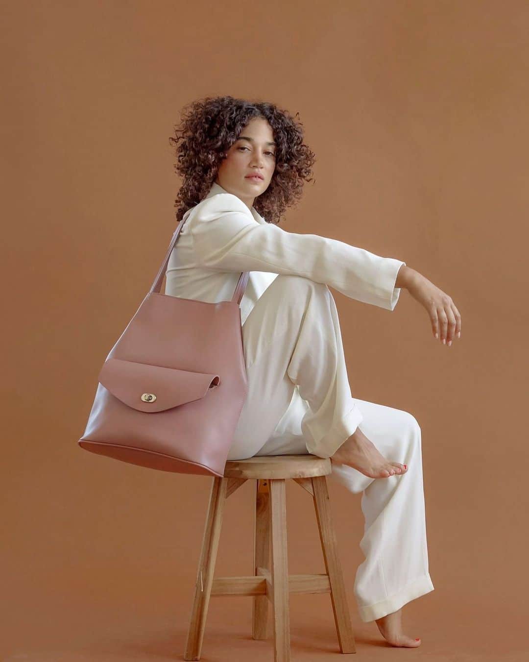 グラフ&ランツのインスタグラム：「A tried and true day bag, our Briza ✨」