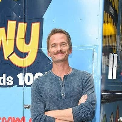 ニール・パトリック・ハリスさんのインスタグラム写真 - (ニール・パトリック・ハリスInstagram)「😊💙 #neilpatrickharris #nph #tagsforlikes #actor #lovehim #handsome #awesome #legendary @nph 🤩」9月8日 2時36分 - instagranph