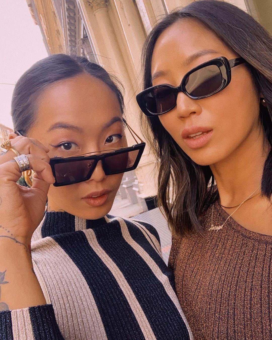 ダニ・ソングさんのインスタグラム写真 - (ダニ・ソングInstagram)「finally reunited with my bluhhh sister @aimeesong 💛🔴」9月8日 3時05分 - songdani