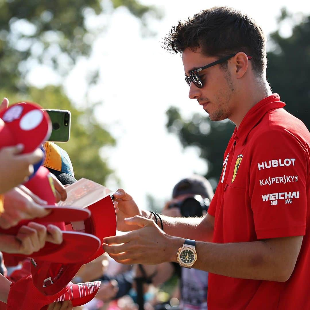 ウブロさんのインスタグラム写真 - (ウブロInstagram)「@charles_leclerc will start the #ItalianGP from pole position! Wishing all the best to the @scuderiaferrari team.  #Monza #HublotFerrari #ScuderiaFerrari #Ferrari #CharlesLeclerc #ClassicFusionOrlinski #Charles16 #essereferrari」9月8日 3時24分 - hublot