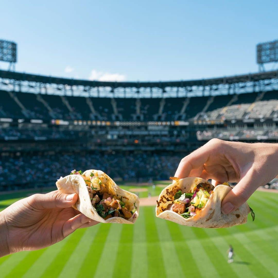 シカゴ・ホワイトソックスさんのインスタグラム写真 - (シカゴ・ホワイトソックスInstagram)「Dinner plans: ✅」9月8日 4時36分 - whitesox