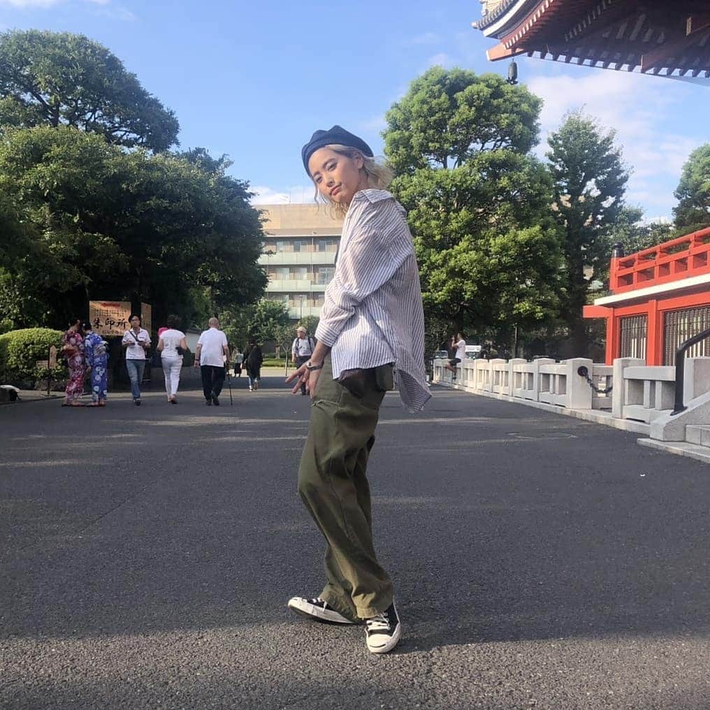 LUNAさんのインスタグラム写真 - (LUNAInstagram)「. . . 👕@hare_official 👔@azulbymoussy_official 👖@moussyofficial 👟@converse . . . #lunastagram #ootd #fashionista #fashion #sky #japan #asakusa #casual #moussy #hare #azulbymoussy #converse #mystyle #오오티디 #코디 #코디스타그램」9月8日 14時17分 - luna_0229