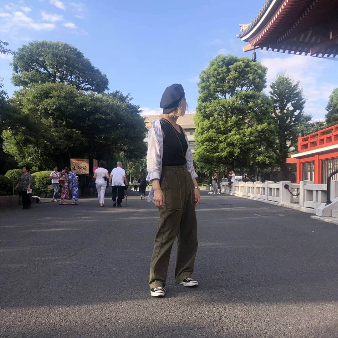 LUNAさんのインスタグラム写真 - (LUNAInstagram)「. . . 👕@hare_official 👔@azulbymoussy_official 👖@moussyofficial 👟@converse . . . #lunastagram #ootd #fashionista #fashion #sky #japan #asakusa #casual #moussy #hare #azulbymoussy #converse #mystyle #오오티디 #코디 #코디스타그램」9月8日 14時17分 - luna_0229