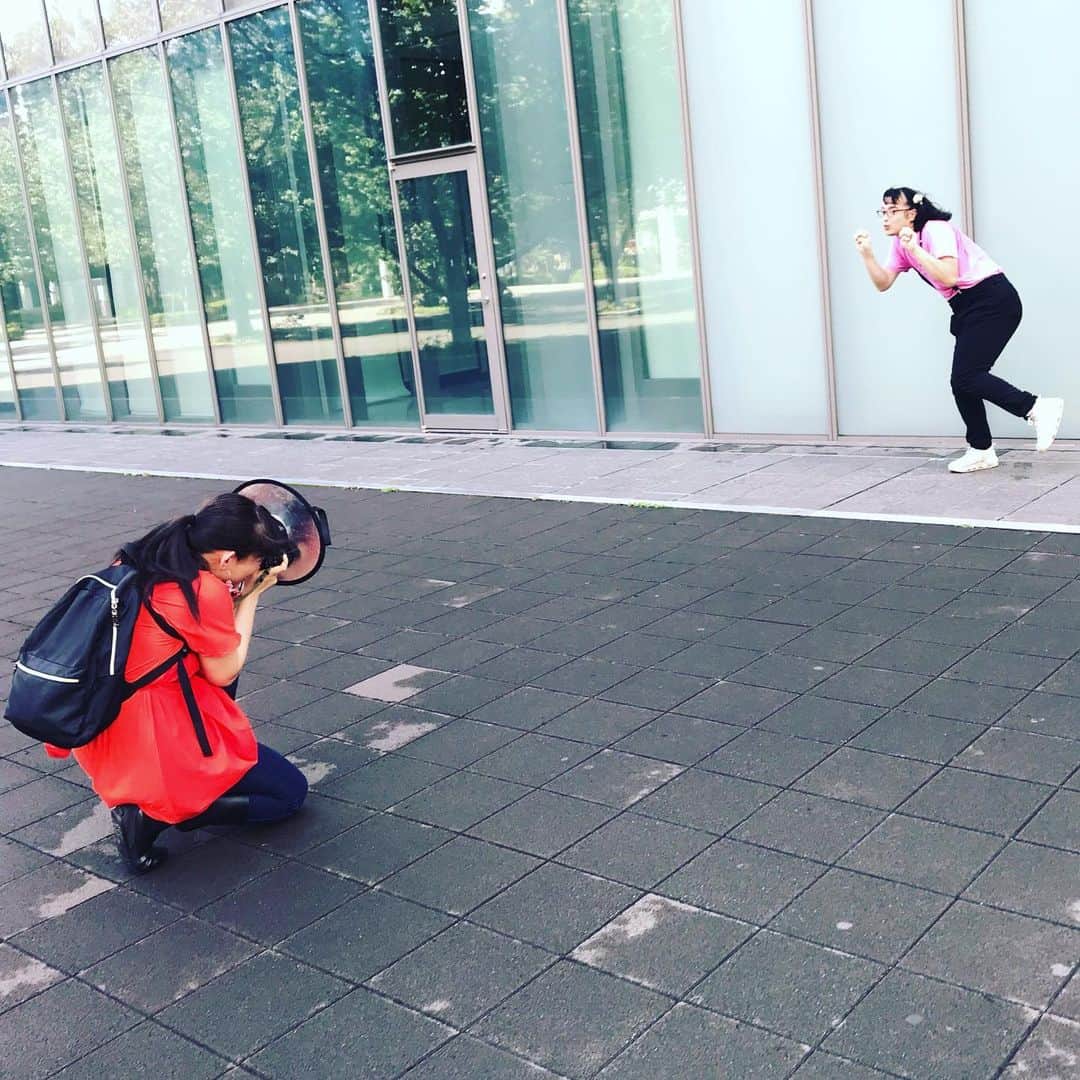 のインスタグラム：「アイドル（おじさん）を撮るおばさん #撮影 #photoshoot #photoshooting #80D #一眼レフ #ポートレート #portrait #ツインテールおじさん」