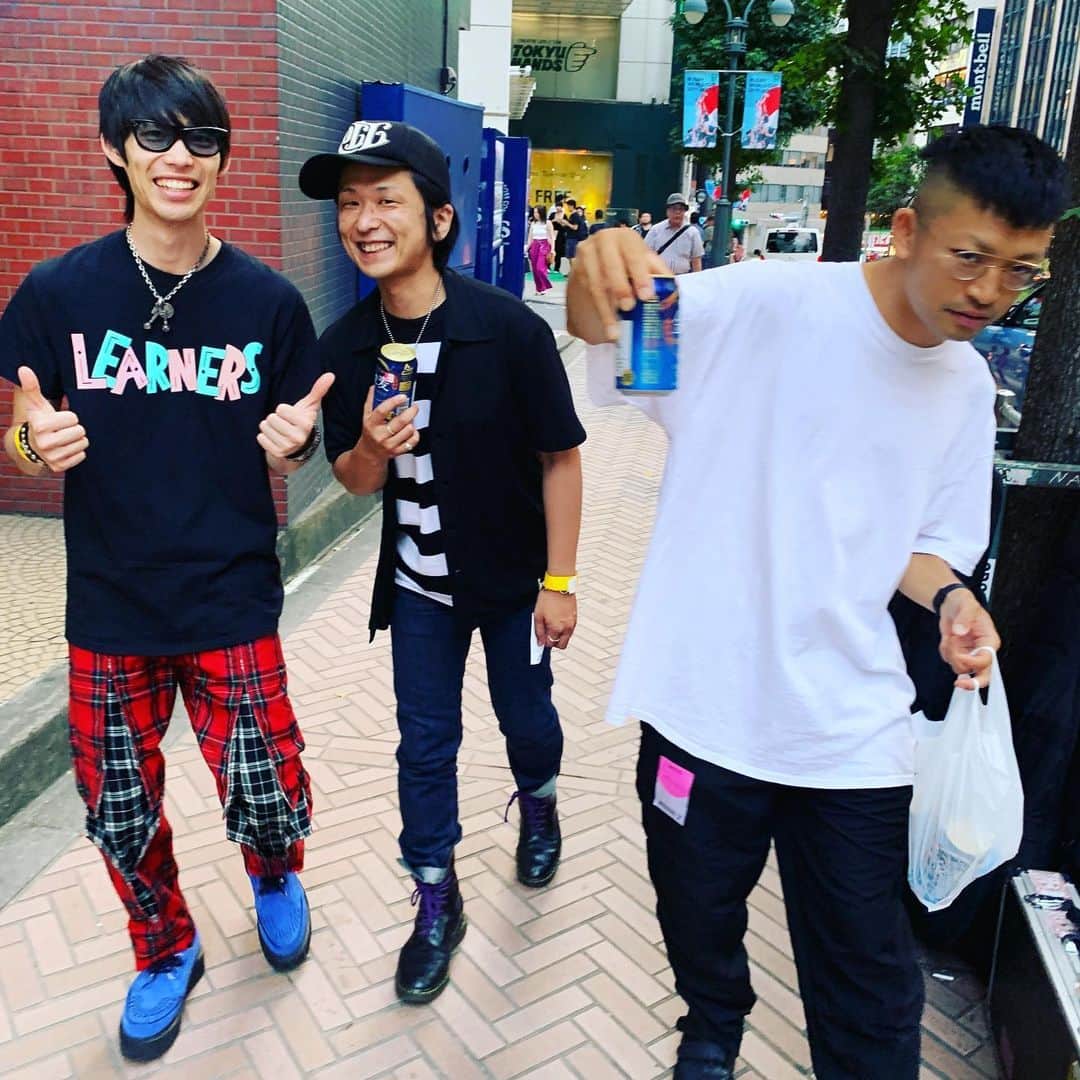 松田岳二さんのインスタグラム写真 - (松田岳二Instagram)「カッコいいドラマー達！」9月8日 14時28分 - cbsmgrfc