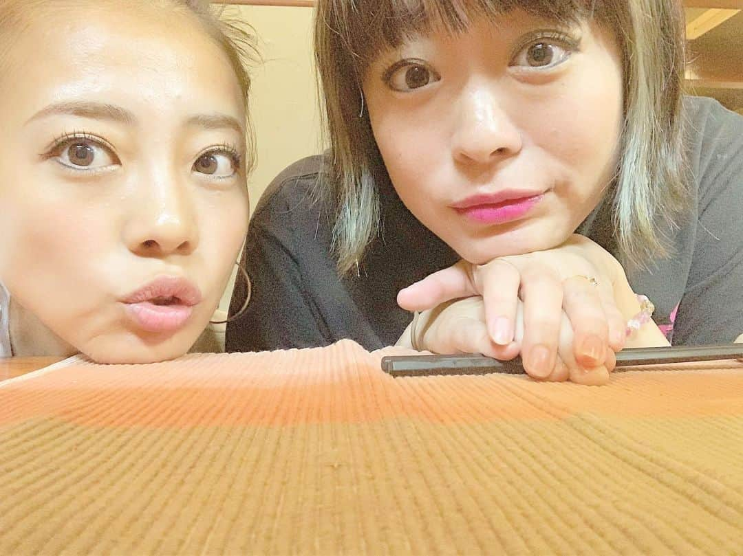 あびる優さんのインスタグラム写真 - (あびる優Instagram)「姉妹時間🙂🙃🙂💕 #family#sister#love#iloveyou#家族#姉妹#姉#仲良し#大好き」9月8日 14時39分 - yuabiru74