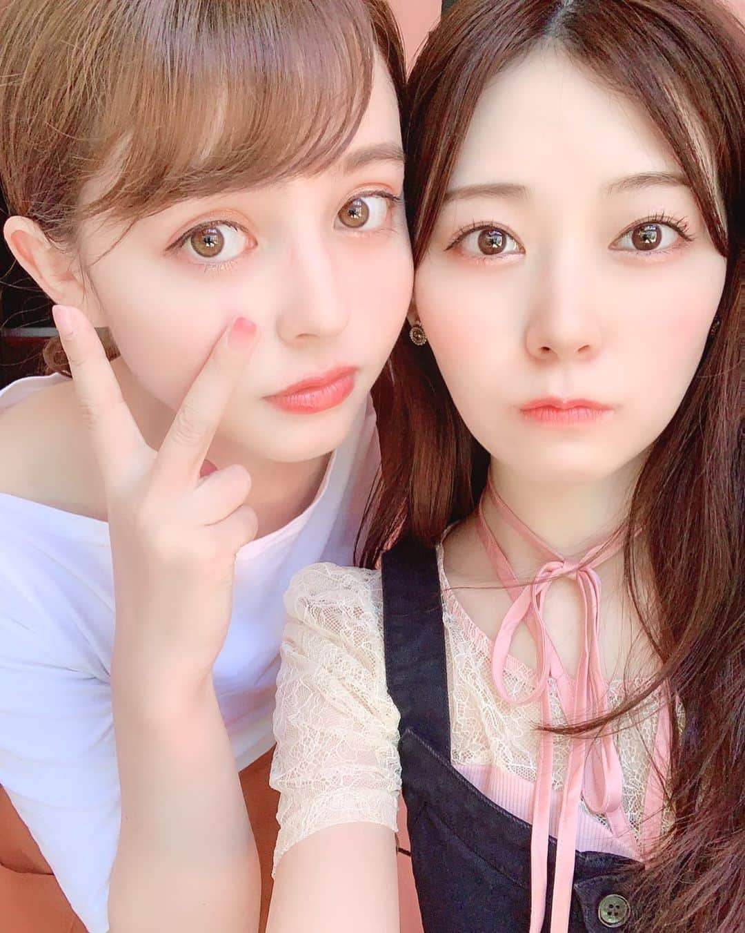 渡辺美優紀さんのインスタグラム写真 - (渡辺美優紀Instagram)「. かとちゃんとカフェ☕︎ たのしかったーーー🧸💗 赤ちゃんかとちゃん。癒し #LARME #加藤ナナ ちゃん♡ 今日のお洋服は @andmary_official 💖」9月8日 15時26分 - miyukichan919