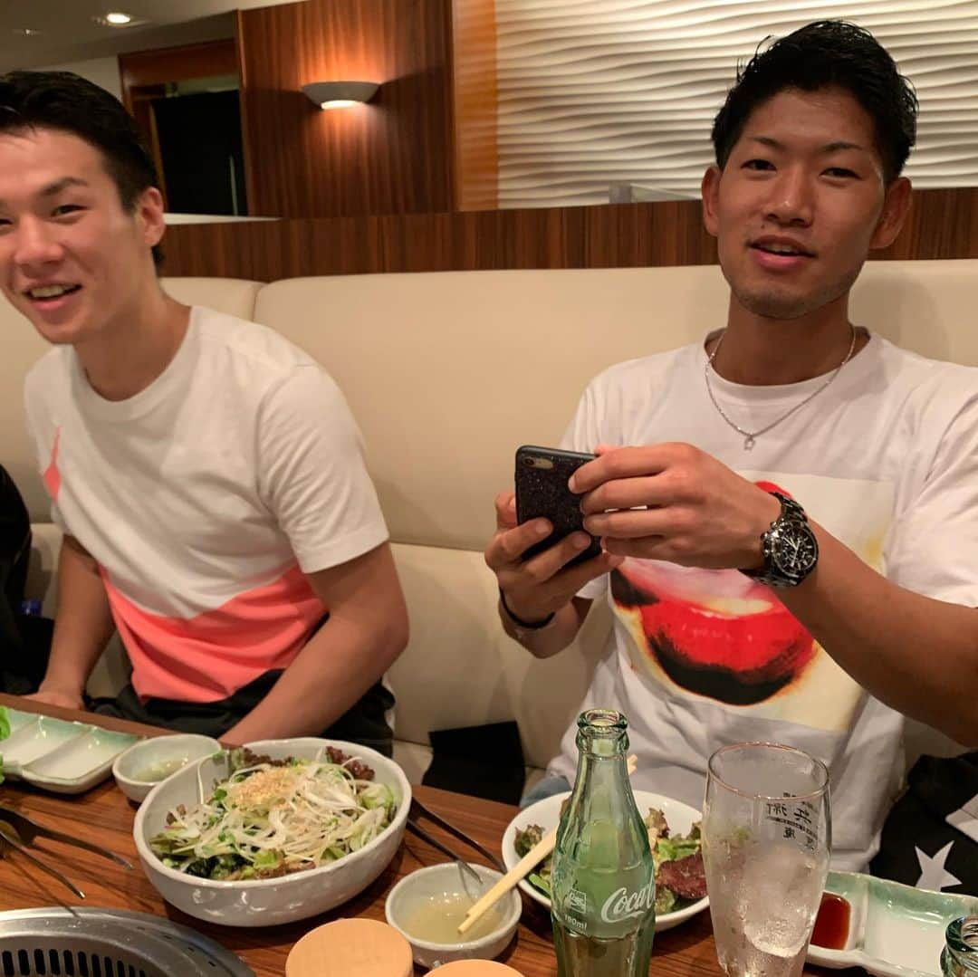 村田諒太さんのインスタグラム写真 - (村田諒太Instagram)「昨日の日本タイトルマッチより 金山さんは相変わらずクレイジー 永野は初防衛 試合前は恒例となりつつある焼肉会 今から奈良へ 1日頑張りましょう」9月8日 6時41分 - ryota_murata_official