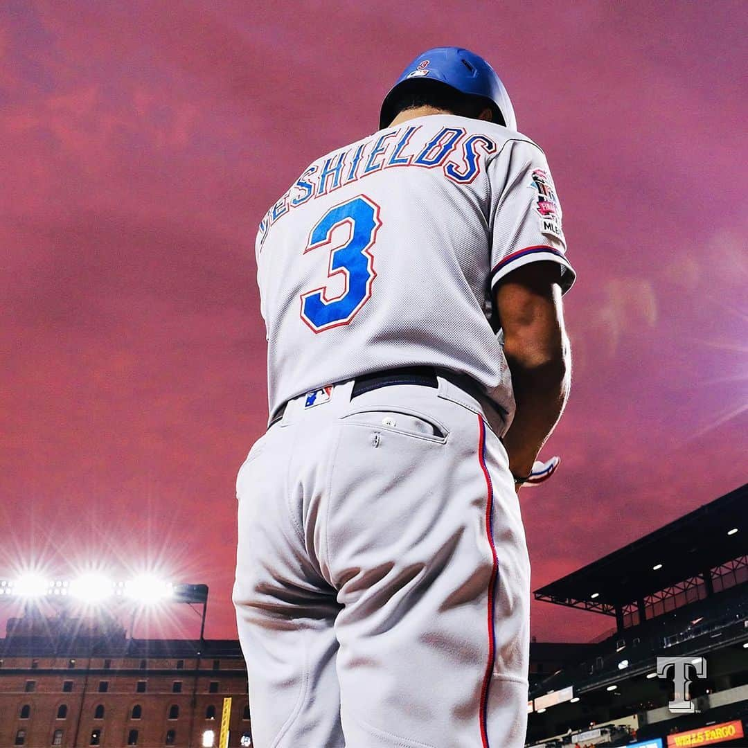 デライノ・デシールズ・ジュニアさんのインスタグラム写真 - (デライノ・デシールズ・ジュニアInstagram)「God’s plan. #togetherwe 📸: @kellyspics3」9月8日 6時53分 - linodeshields