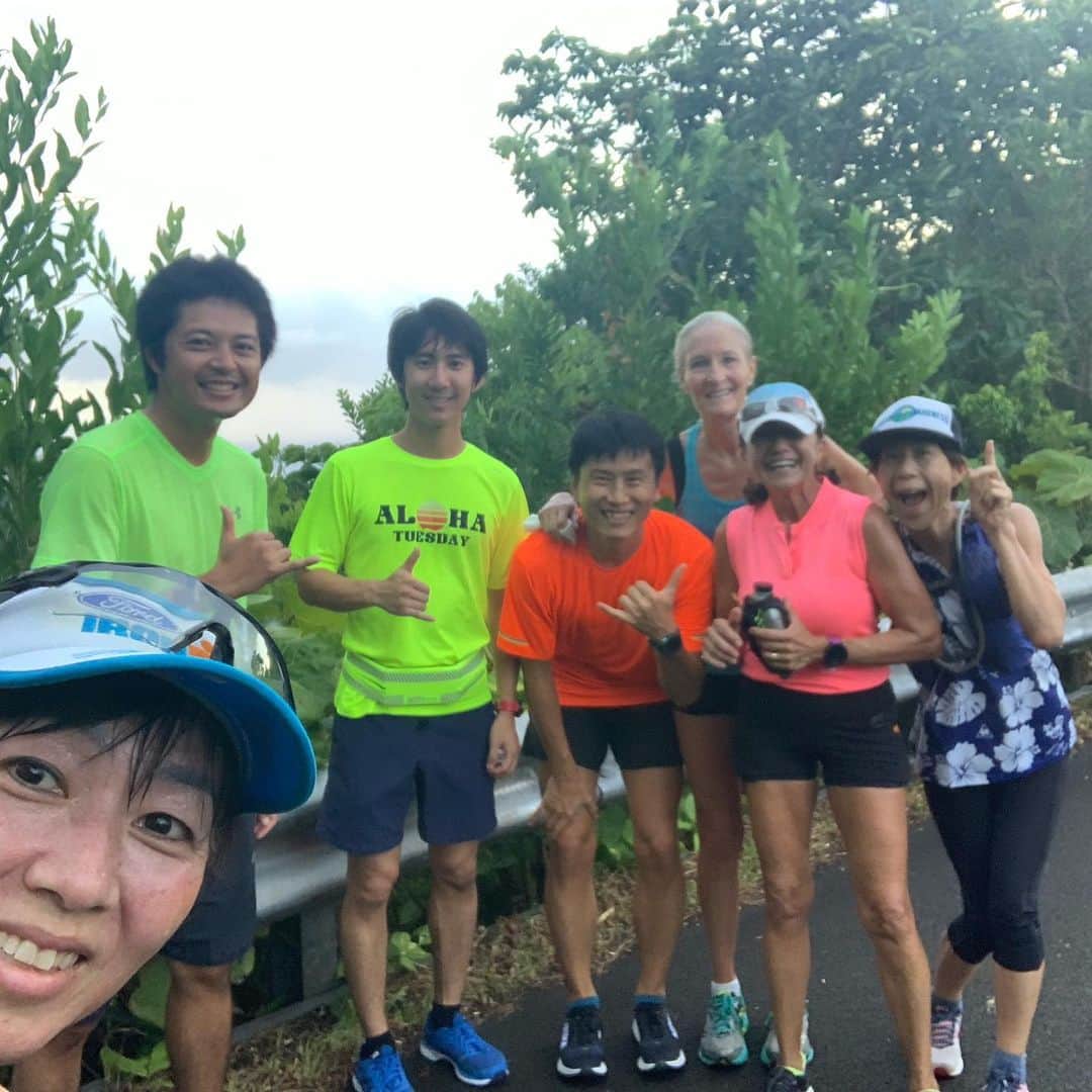 飯島寛子さんのインスタグラム写真 - (飯島寛子Instagram)「5:30am スタートだと仕事の前にタンタラス走れる！わーい😊 今日は2周チャレンジするお仲間もいて凄すぎます。ホワイトジンジャーがいい香りでした。 #タンタラス #ハワイライフ #ハワイランニング」9月8日 7時04分 - hirokoiijima