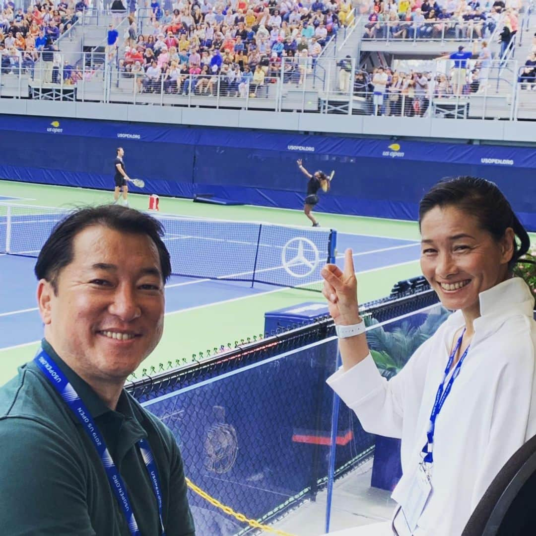 伊達公子さんのインスタグラム写真 - (伊達公子Instagram)「US OPEN 2019大会13日目 19歳Bianca Andreescuが優勝🏆 勢いに加えて、まだまだ強くなる可能性も感じさせてくれる決勝でした。 鍋島アナウンサーと一緒に女子決勝を私は解説させていただきました。 #伊達公子 #kimikodate #テニス #テニスプレイヤー #tennis #tennisplayer #istatennis #instasports #usopen #usopen2019 #usopentennis #usopentennis2019 #全米オープンテニス #全米オープンテニス2019 #nyc #ny #ニューヨーク #wowow #wowowtennis #大会13日目 #day13 #grandslam #grandslam2019 #女子決勝 #womensfinal」9月8日 9時40分 - kimiko.date