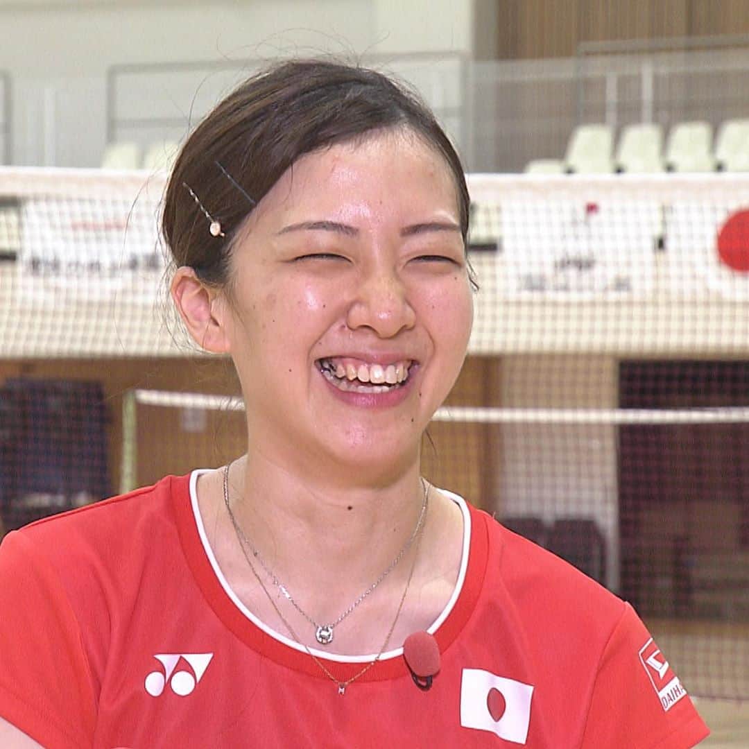 日本テレビ「POWERフレーズ」のインスタグラム：「今夜6:55〜  #パラバドミントン #豊田まみ子 選手  去年９月、右ハムストリング付着部の筋肉を断裂し、選手生命にかかわる大ケガを負った豊田選手。 不安で落ち込んでいた時、母・みどりさんから声をかけられました。 復活の原動力となったPOWERフレーズを紹介✨  ナレーターは #競泳・#松田丈志 さん」