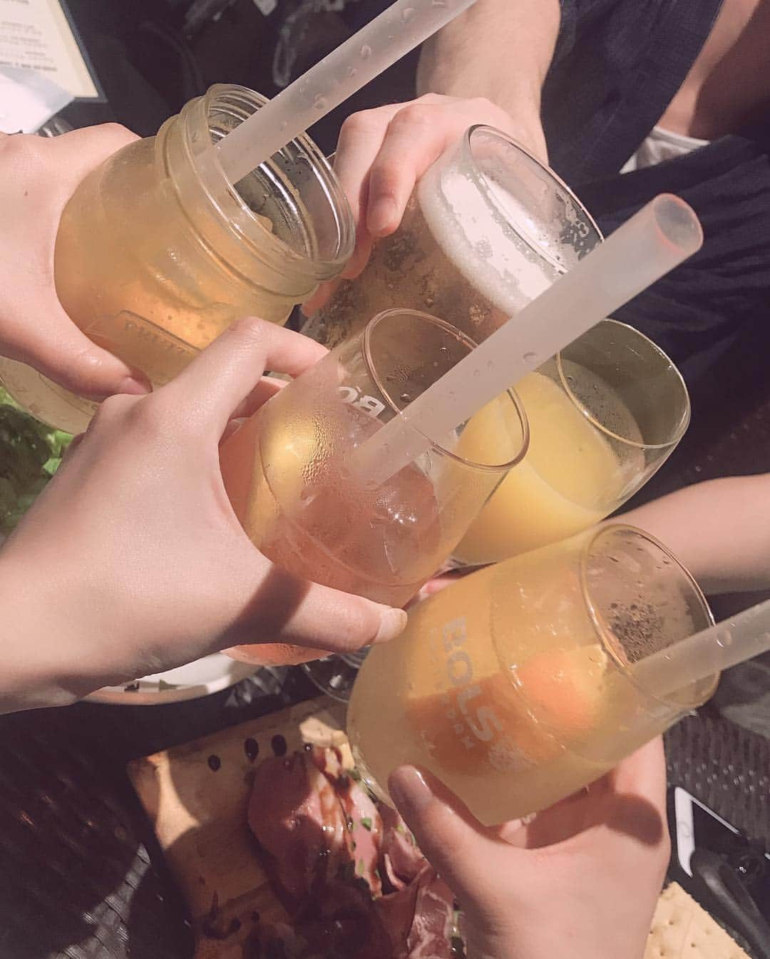 中川梨花さんのインスタグラム写真 - (中川梨花Instagram)「研究会同期会楽しかった🍻✨ はるか、留学楽しんでるかなぁ😌💓💓？✨またみんなでワイワイ集まろうね〜！！🎵🎵」9月8日 15時46分 - rikanakagawa_official