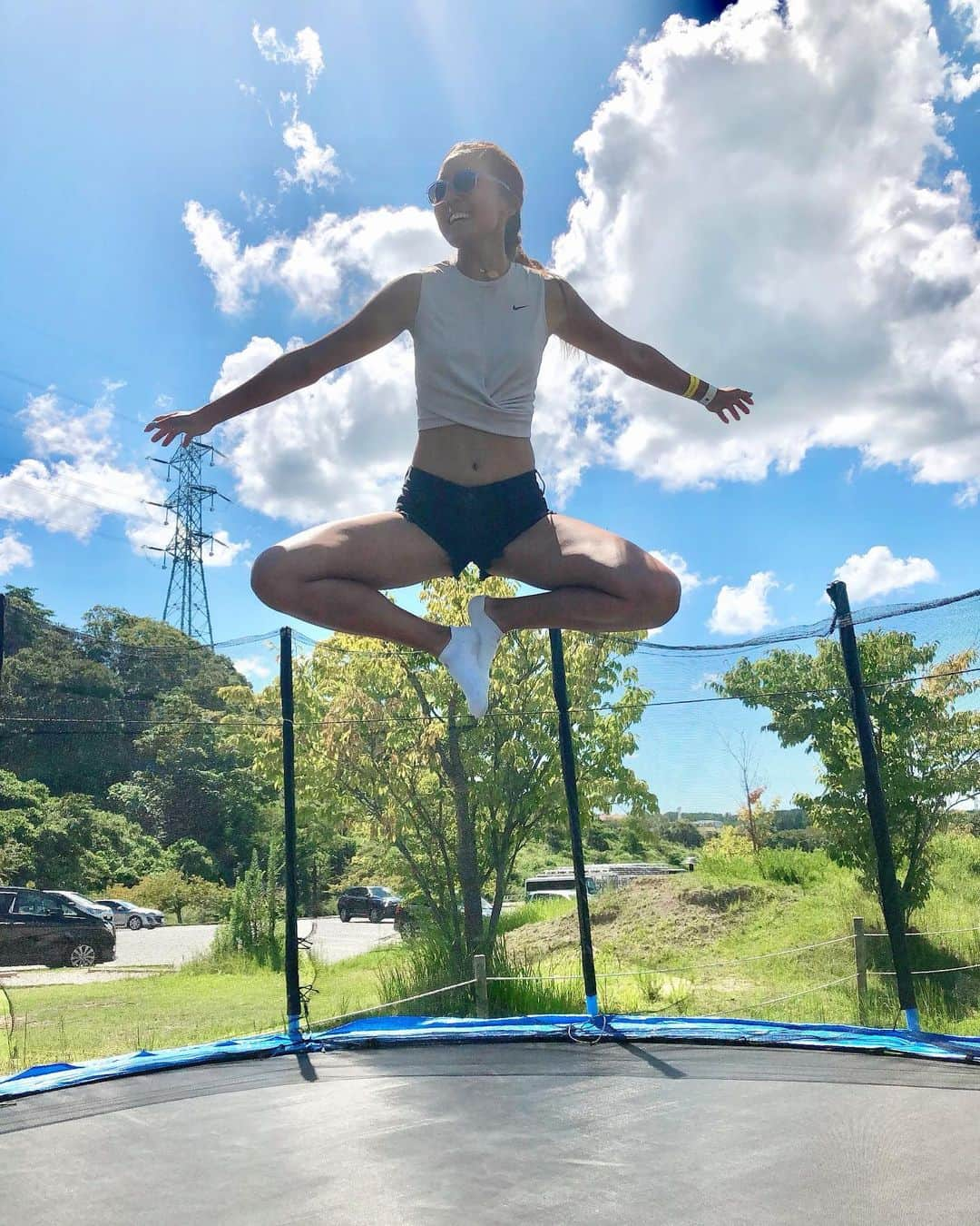 エイミー・コガさんのインスタグラム写真 - (エイミー・コガInstagram)「Family vacation at Nesta Resort Kobe🧡 #myinnersteveaoki #rockclimbing #wildbuggy #bunnies #flamingos」9月8日 10時43分 - eimango