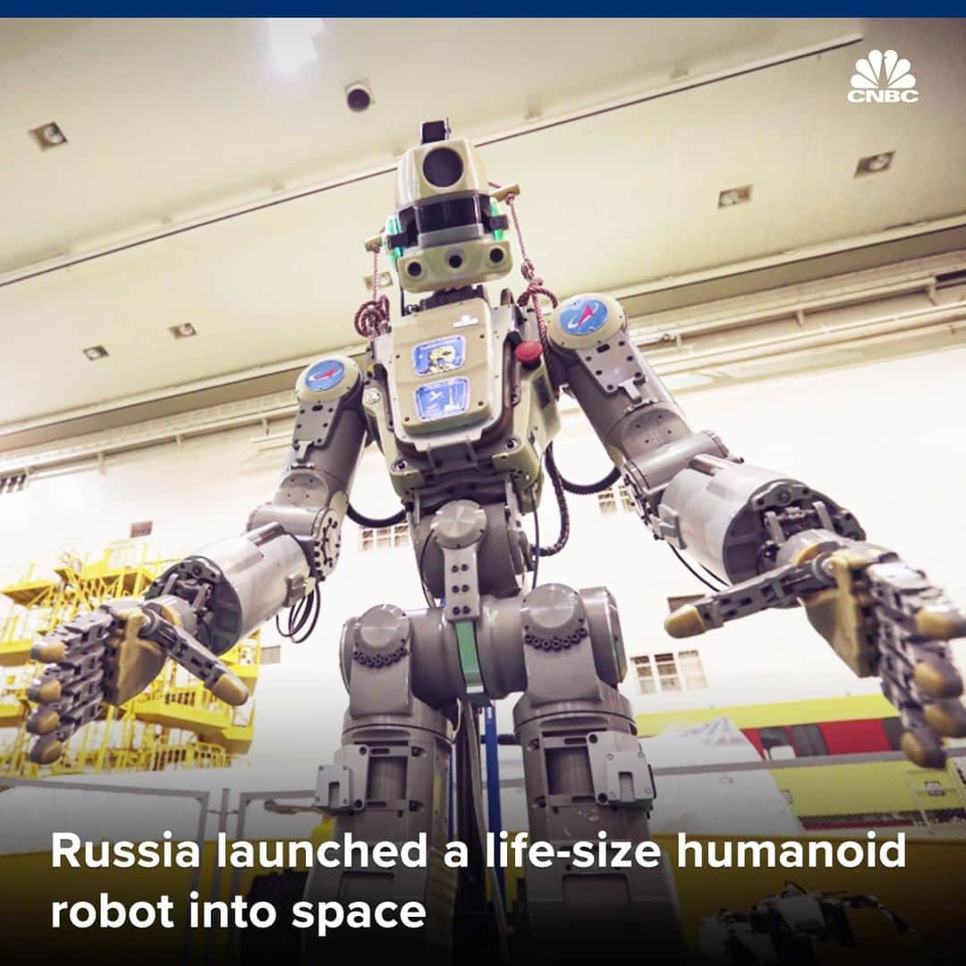 CNBCさんのインスタグラム写真 - (CNBCInstagram)「Russia’s newest spaceman is no man at all… it’s a robot. 🤖⁠ ⁠ The country launched a life-size humanoid robot into space for the first time ever to carry out tasks considered too dangerous for humans.⁠ ⁠ Named the Skybot F-850, the robot can perform a slew of activities, like carrying out repairs and maintenance and even going on spacewalks.⁠ ⁠ Operators can direct the Skybot, which is 1.8 meters tall and weighs around 352 pounds, using a computer or control suit, but the machine can also work autonomously.⁠ ⁠ To see how astronauts will benefit from their new technological counterpart, visit the link in bio.」9月8日 11時05分 - cnbc