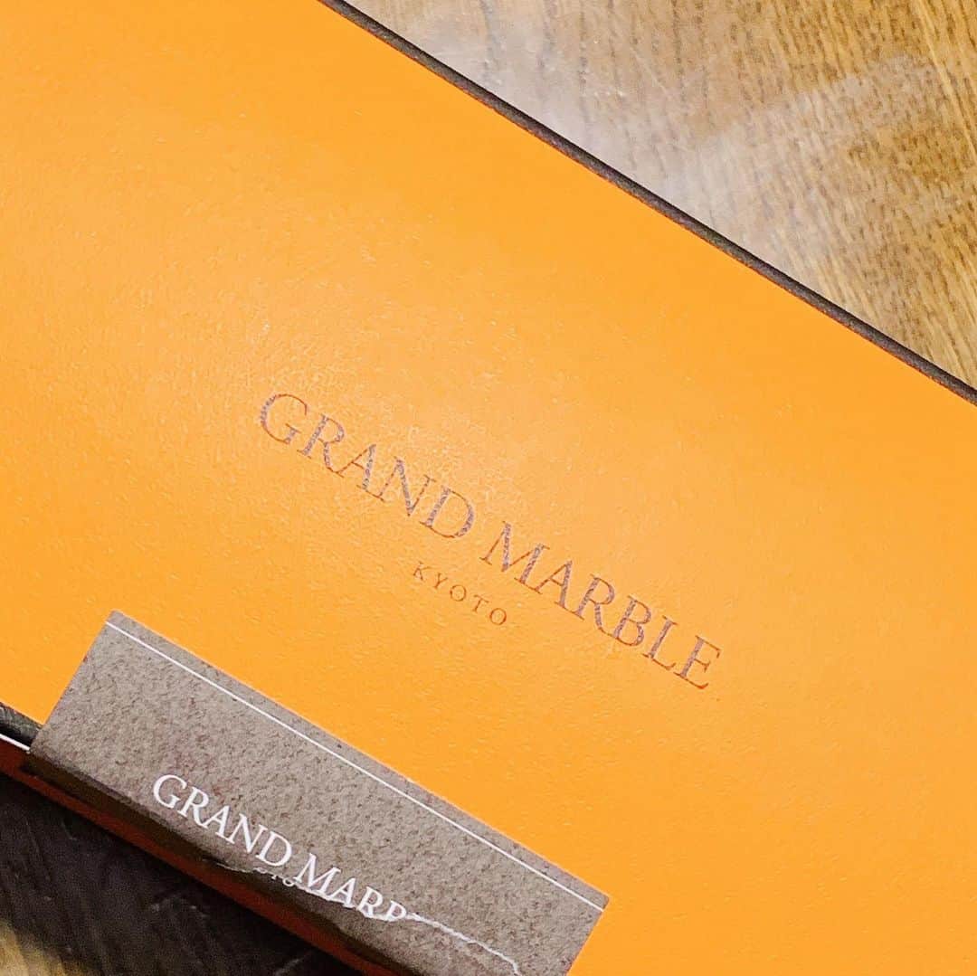 下田美馬のインスタグラム：「京都の美味しい デニッシュパン 『ground marble』 抹茶味を頂きました🍞 噂通り 本当に美味しかった😂👍 ありがとうございました🙏」