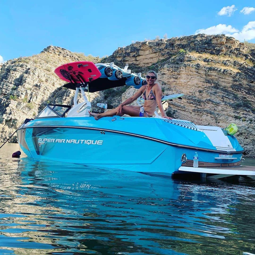 ライアン・オウトゥールさんのインスタグラム写真 - (ライアン・オウトゥールInstagram)「Lake days are the best days ❤️ #wakesurfing #wakesurf #lakepleasant #arizona #arizonalife #lakedays #lakedaysarethebestdays @soulcraftboarding @nautiqueboats」9月8日 12時11分 - ryannotoole