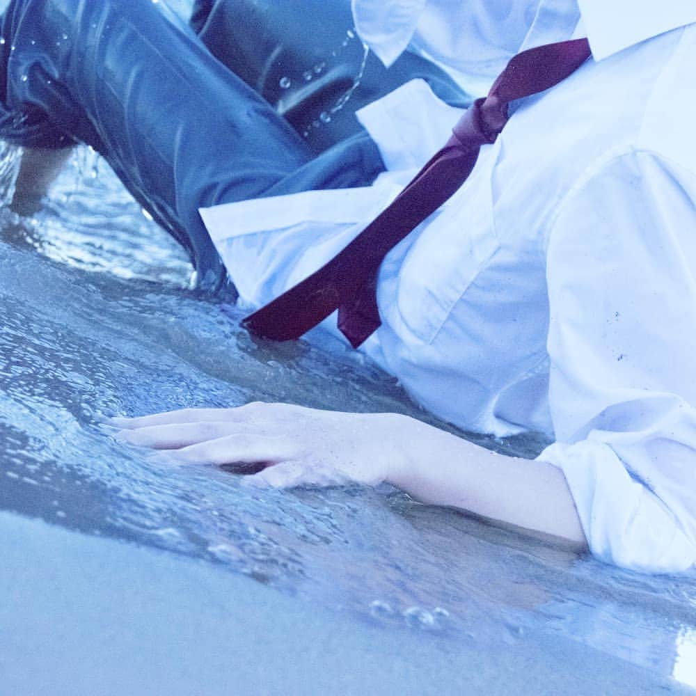 ひかりんのインスタグラム：「Super old photoset, but I miss Mika 😭 Photo | @xxi.xin #owarinoseraph #seraphoftheend #cosplay #mikaelahyakuya #コスプレ」