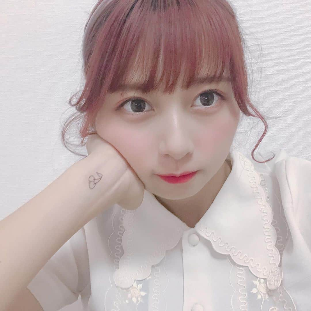 ななこさんのインスタグラム写真 - (ななこInstagram)「耳の前くるくるにするの好きなんやおね🥀」9月8日 13時28分 - _nana._.com_