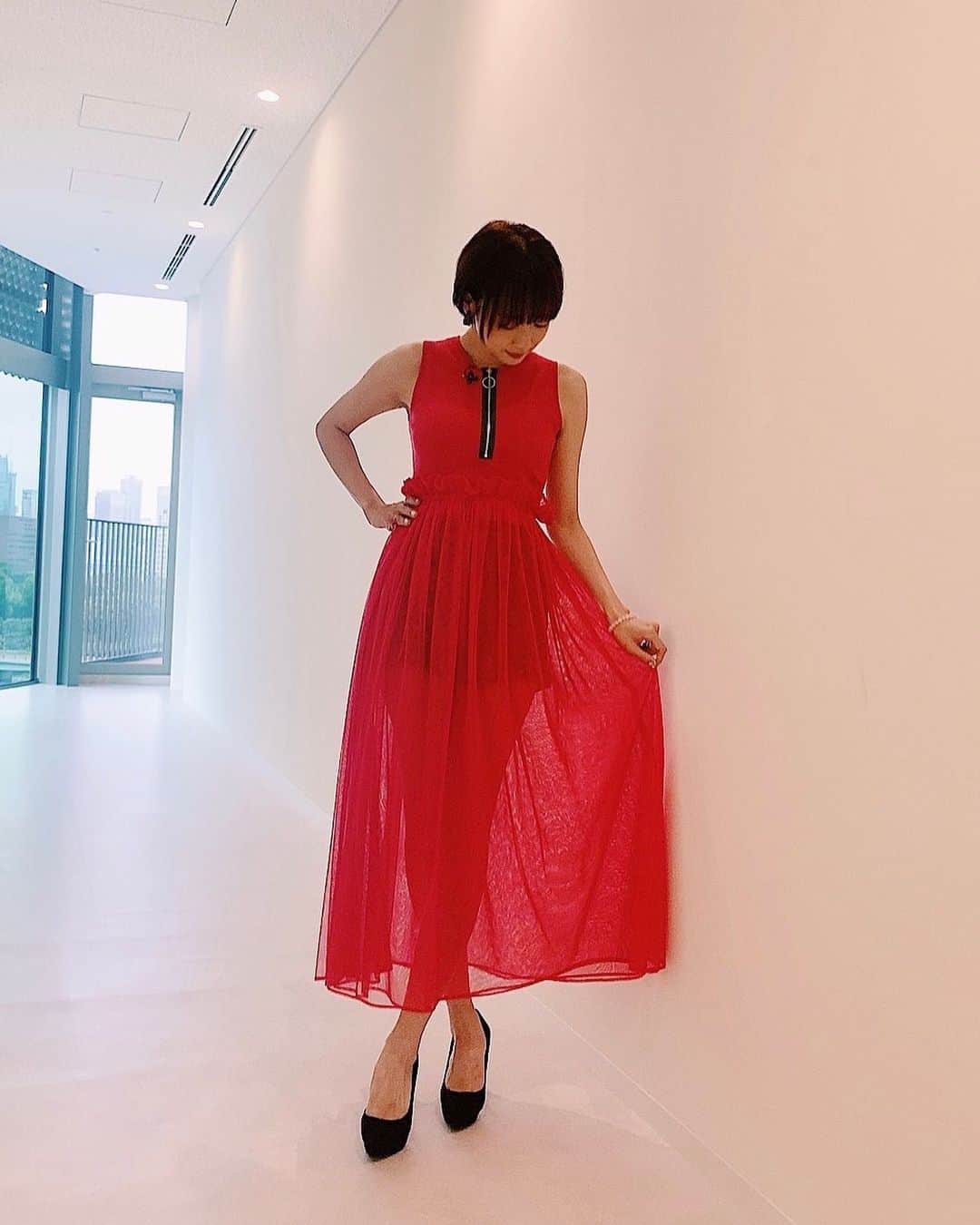 岡田紗佳さんのインスタグラム写真 - (岡田紗佳Instagram)「red  dress❤️ #衣装 #ドレス #pameopose」9月8日 13時41分 - sayaka_okada