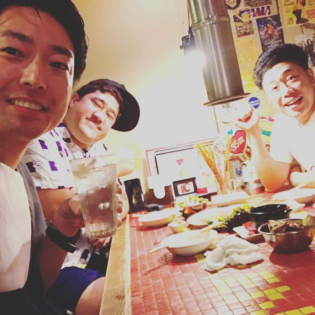 信濃岳夫さんのインスタグラム写真 - (信濃岳夫Instagram)「‪明日は酒井藍座長の祇園花月新喜劇の楽日！！‬ ‪明後日からは祇園花月で信濃岳夫リーダー公演させて頂きます！！‬ ‪いい感じに仕上がってます！！‬ ‪そしてこの前3リーダーで飲み！！‬ ‪しみけんさんも誘ったけど予定ありで参加出来ず！！‬ ‪残念！！‬ ‪#毎日楽しい‬ ‪#幸せ‬ ‪#幸せすぎて‬ ‪#ダメだなぁ‬ ‪#ヘンダーソン‬ #中村 #ヘンダーソン中村 #みなさんも幸せになってね」9月9日 0時49分 - takeoshinano