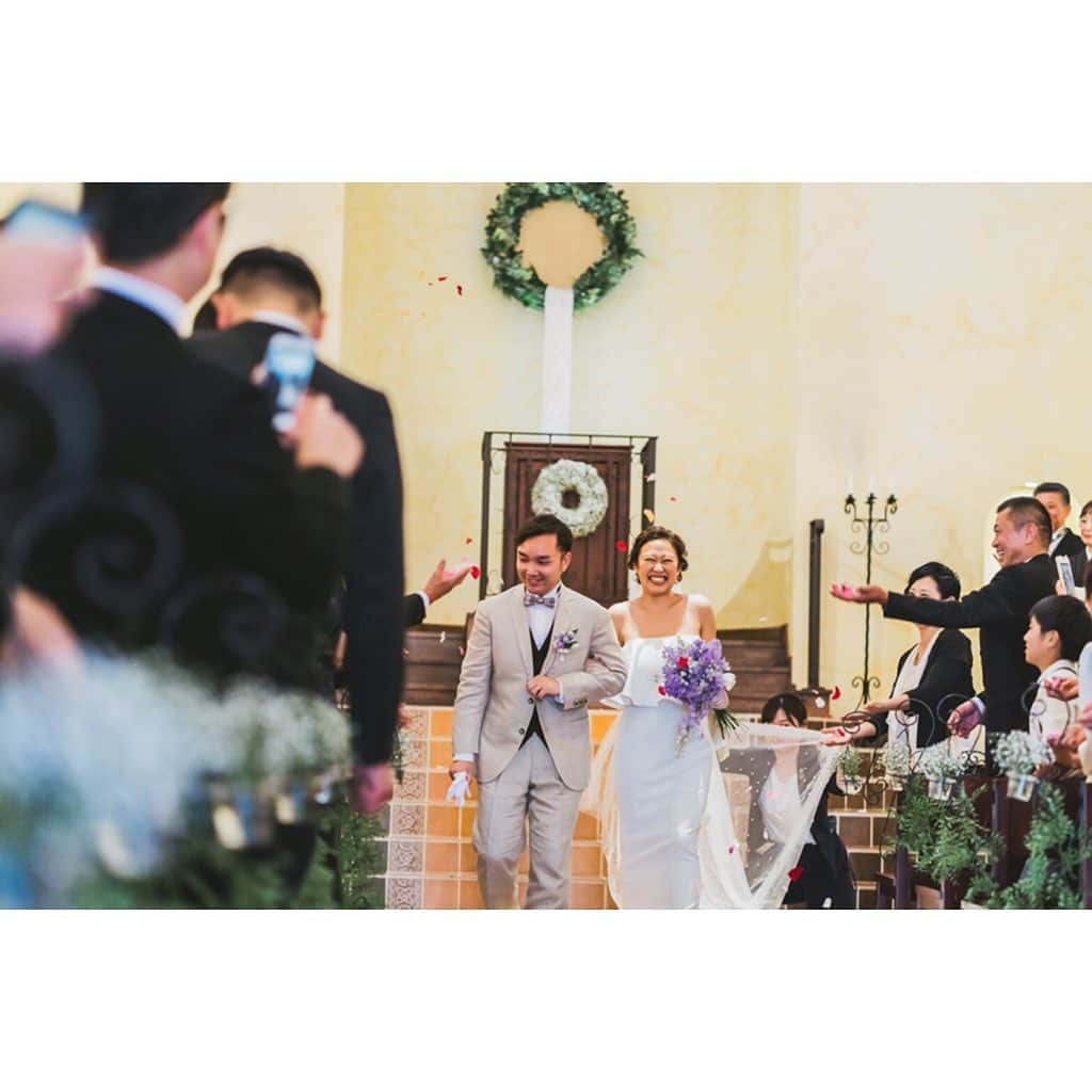 ヴィラデマリアージュ越谷レイクタウンweddingさんのインスタグラム写真 - (ヴィラデマリアージュ越谷レイクタウンweddingInstagram)「・ ・ 皆様見て頂けましたでしょうか！ ・ ・ 実は日テレ＂あなたの番です＂にヴィラデマリアージュ越谷レイクタウン店がロケ地となりました✨ ・ ・ とても素敵なシーンに使用して頂きました☺️✨ ・ ・ たくさんの方々に 愛される場所として 思い出となる場所として ご案内をさせて頂きたいと思っておりますので、今後ともヴィラデマリアージュを宜しくお願い頂します(*´ ˘ `*)🌿 ・ ・ 日々の感謝を込めて⋆*❁*⋆ ・ ・  #プレ花嫁 #卒花嫁 #卒花 #結婚式 #結婚式準備#ウェディング #花嫁#ブーケ#ヴィラデマリアージュ越谷レイクタウン#家族#花嫁レポ#カメラ#記念日#ウェディングドレス #ケーキ#カラー診断#骨格診断#チャペル#教会#あなたの番です#田中圭#原田知世#横浜流星#西野七瀬#wedding#green#dress#flower#natural」9月8日 23時56分 - villas_des_mariages_koshigaya