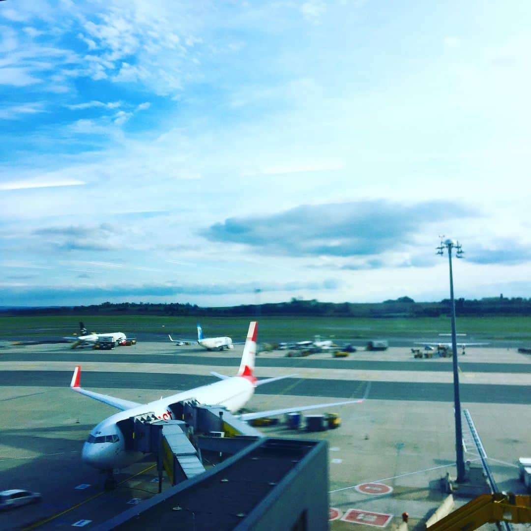 渋谷慶一郎のインスタグラム：「Back to Japan for my piano solo concert, see you soon.」