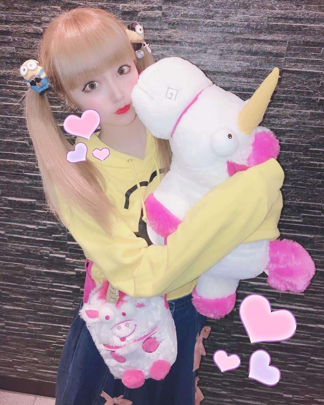 あかりさんのインスタグラム写真 - (あかりInstagram)「ねんがんのフラッフィ🦄💕 まいにちいっしょに ねよぉね🦄💤🌙*ﾟ 🦄 #ミニオン #フラッフィ #フラッフィー #フラッフィーユニコーン #フラッフィーコーデ #ユニコーン」9月9日 0時13分 - akachamxx