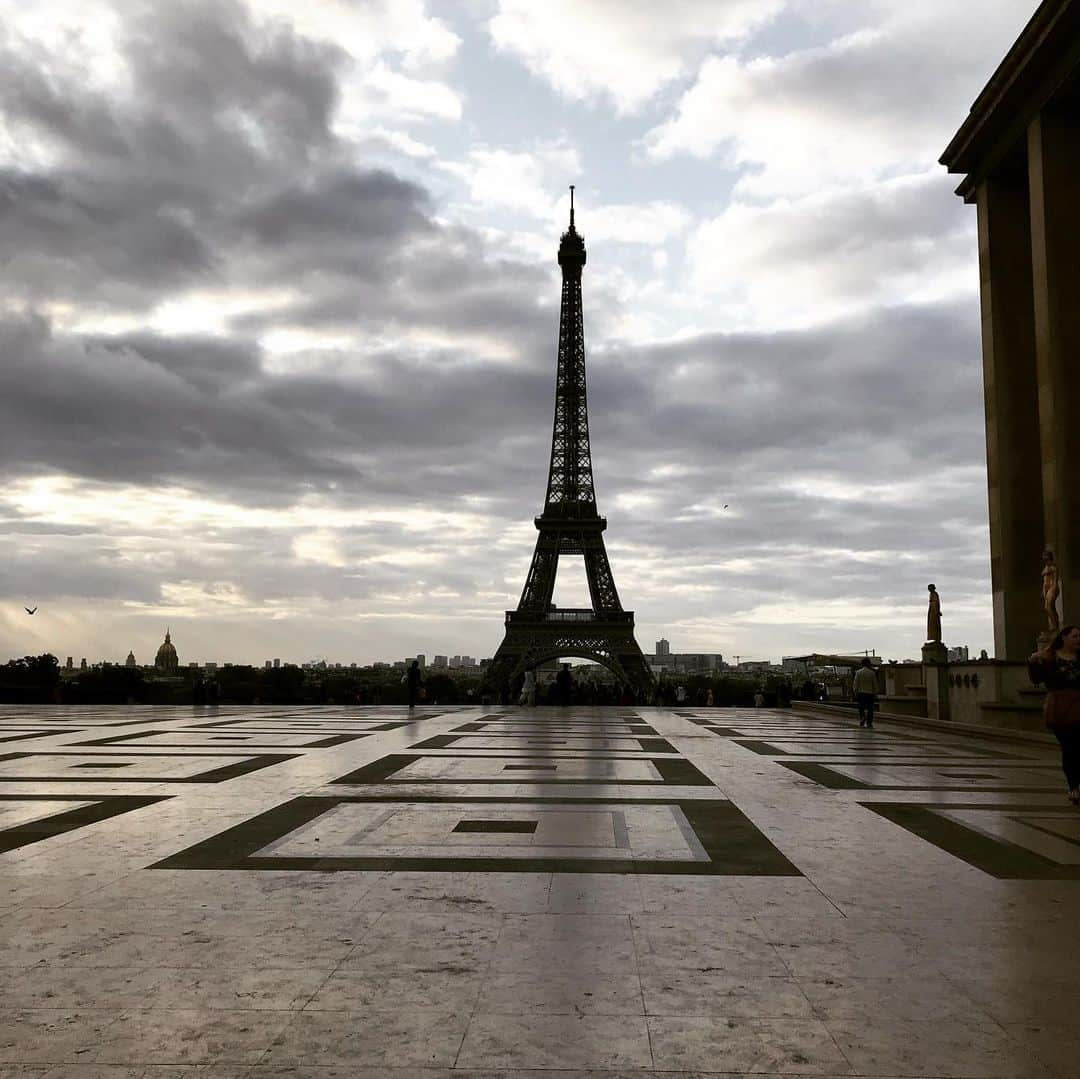 レイ・アレンさんのインスタグラム写真 - (レイ・アレンInstagram)「Paris in the fall! #👁ful #layover #onmyway」9月8日 17時07分 - trayfour