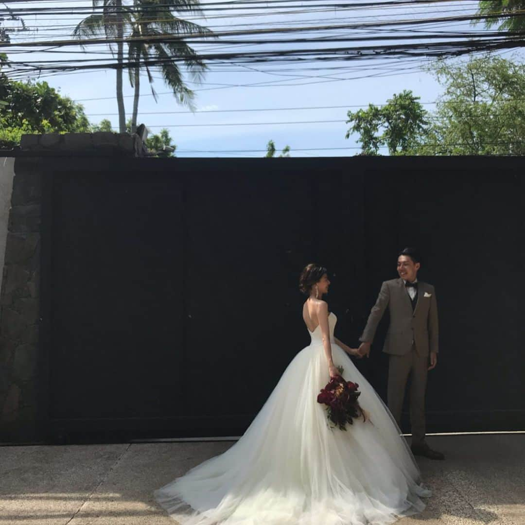 土田瑠美さんのインスタグラム写真 - (土田瑠美Instagram)「Abaca Boutique&Resort wedding  お二人もゲストの皆様も本当に楽しそうで素敵な一日でした♡ 素晴らしい一日をありがとうございました！ "abaca boutique &resortweddingお問い合わせは @youa.dressstylist  まで" (年内までの受付) 私も参加予定です ☑︎ Hiroto & Saika Wedding Experience  Location : Abaca Boutique Resort . Flowers : First of April . Planner : YouA . Hair&Make-Up : Rumi . Photo : Karlo . Music : Quartet ( Sax / Piano / base / vilion) . WC : Yoshiko&Miki . . . . . . . ☑︎ abaca boutique resort Guest : 40名(Ceremony& Cocktail party)  24名(reception) . #セブウェディング #結婚式 #写真  #スタイリング #海外挙式 #リゾートウェディング #abaca  #weddingdress #weddingphotography  #dress #cebu #cebuweddings #cebuwedding  #weddingdress #wedding  #ハネムーン」9月8日 18時09分 - ru0711