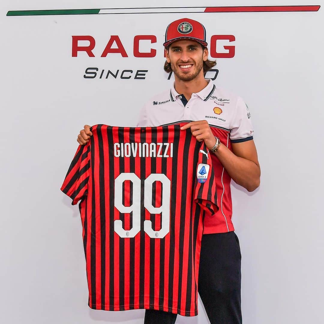 ACミランさんのインスタグラム写真 - (ACミランInstagram)「Ahead of today's Italian GP 🇮🇹 #ACMilan wishes the best of luck to the only Italian on the grid, @alfaromeoracing’s Antonio Giovinazzi 👊🏻 In bocca al lupo @antogiovinazzi99, in vista del GP di Monza di questo pomeriggio! 👊🏻」9月8日 18時59分 - acmilan