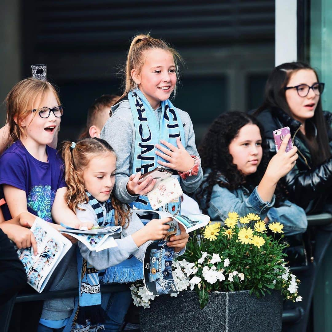 マンチェスター・シティFCさんのインスタグラム写真 - (マンチェスター・シティFCInstagram)「31,000 of you making it at @barclaysfawsl Derby Day to remember 💙 . #mancity」9月8日 19時34分 - mancity