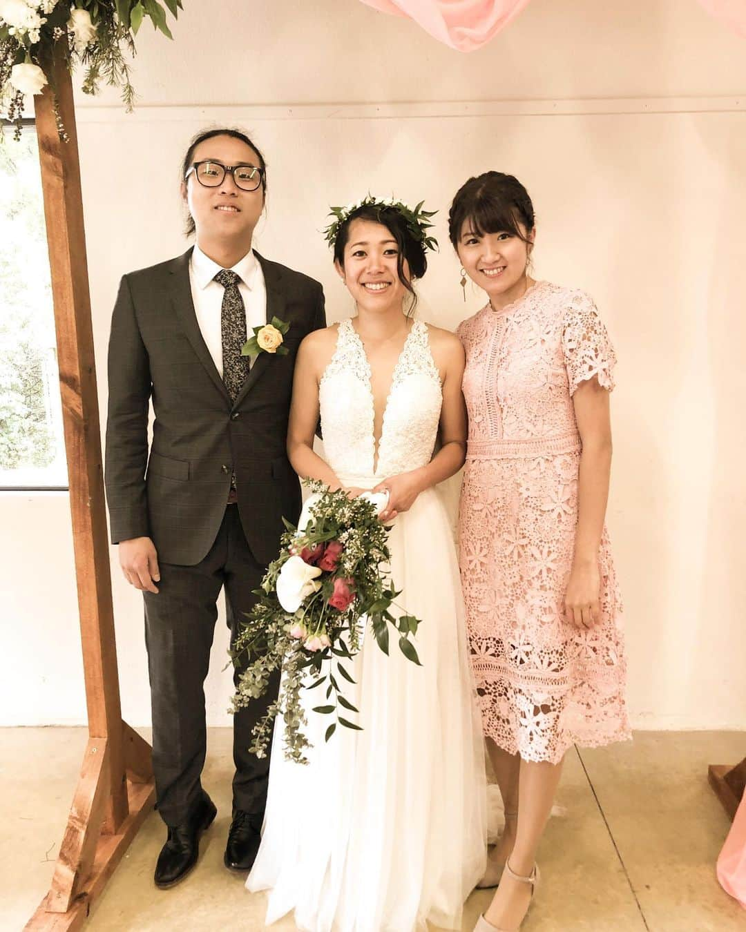 徳永千奈美さんのインスタグラム写真 - (徳永千奈美Instagram)「今日はお友達の結婚式へ行ってきました💍💓みんなでダンスしたり最高なパーティーでした🎉 お洋服は桜色というドレスコードがあったから @lilyboutique_official のお洋服にしたよ🤗  #livingabroad  #abroad #wedding  #dress #happyday」9月8日 19時51分 - chinami.tokunaga