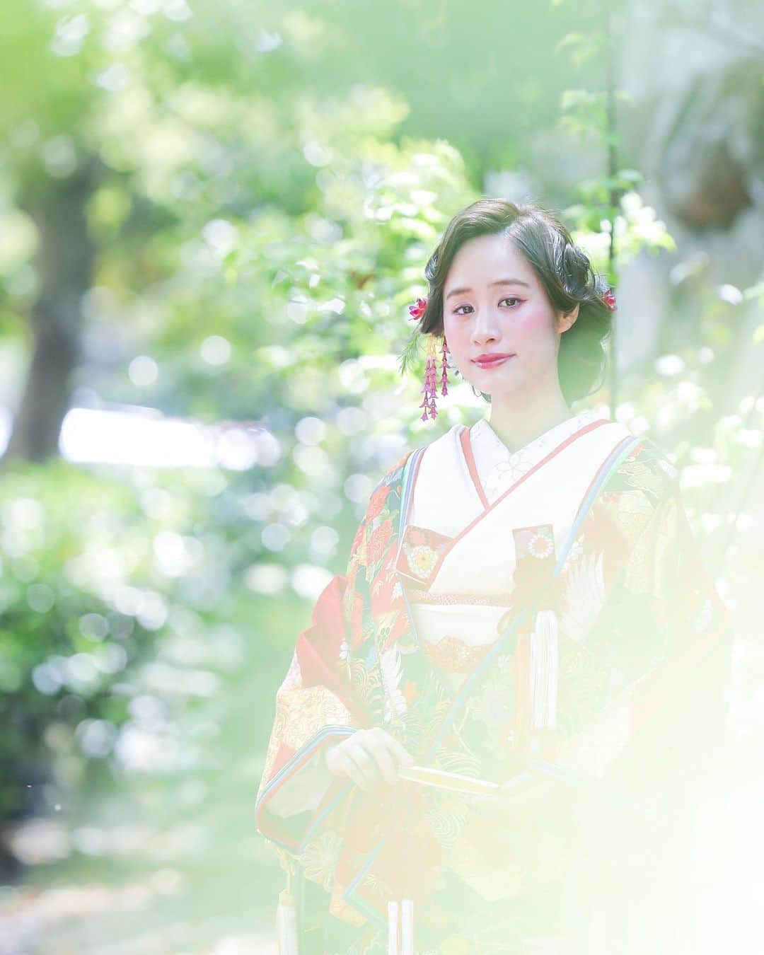 のインスタグラム：「. 💎フォトウェディング💎. . 挙式披露宴を行わず 写真を残す結婚式🤵👰. . 衣装・撮影場所・撮影日時もこだわって決める. 上質なフォトウェディングをご希望の方にピッタリのプランです💍. 詳しくはHPまで🕊. * ****************** ウエディングのお問い合わせは プロフィール欄のURL公式HPからどうぞ🎵 Heritage Bridal Collection forty three（フォーティスリー） https://fortythree.official-wedding.jp/ ☎︎0120-172-050」