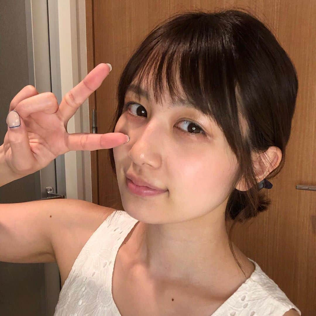 森杏奈さんのインスタグラム写真 - (森杏奈Instagram)「ㅤㅤㅤㅤㅤㅤㅤㅤㅤㅤㅤㅤㅤ ㅤㅤㅤㅤㅤㅤㅤㅤㅤㅤㅤㅤㅤ アプリ is ゴイゴイスー !!!!! ㅤㅤㅤㅤㅤㅤㅤㅤㅤㅤㅤㅤㅤ どうぞ2枚目へ☞☞ 同じポーズでiPhoneのカメラで撮ってみました😂 ㅤㅤㅤㅤㅤㅤㅤㅤㅤㅤㅤㅤㅤ アプリに感謝🙏🏻🙏🏻 ㅤㅤㅤㅤㅤㅤㅤㅤㅤㅤㅤㅤㅤ 目の中視力検査のやつやん👀分かる？笑 ㅤㅤㅤㅤㅤㅤㅤㅤㅤㅤㅤㅤㅤ #アプリ #比較 #snow ㅤㅤㅤㅤㅤㅤㅤㅤㅤㅤㅤㅤㅤ」9月8日 20時02分 - _morianna