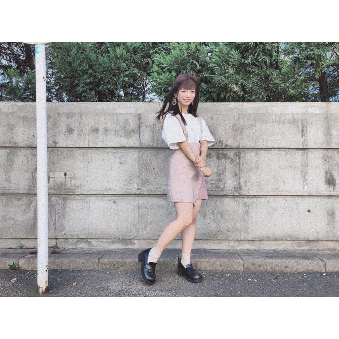 西満里奈さんのインスタグラム写真 - (西満里奈Instagram)「✎☡ . . 風で前髪消えたので 前髪書いてみた。() . . #ootd #低身長コーデ」9月8日 20時07分 - 24marina_0116