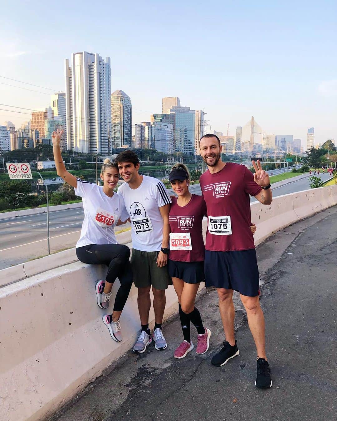 カカさんのインスタグラム写真 - (カカInstagram)「Vamosssssss🏃🏻‍♂️🏃🏼‍♀️ !!! Rumo aos 42km #10k」9月8日 20時58分 - kaka