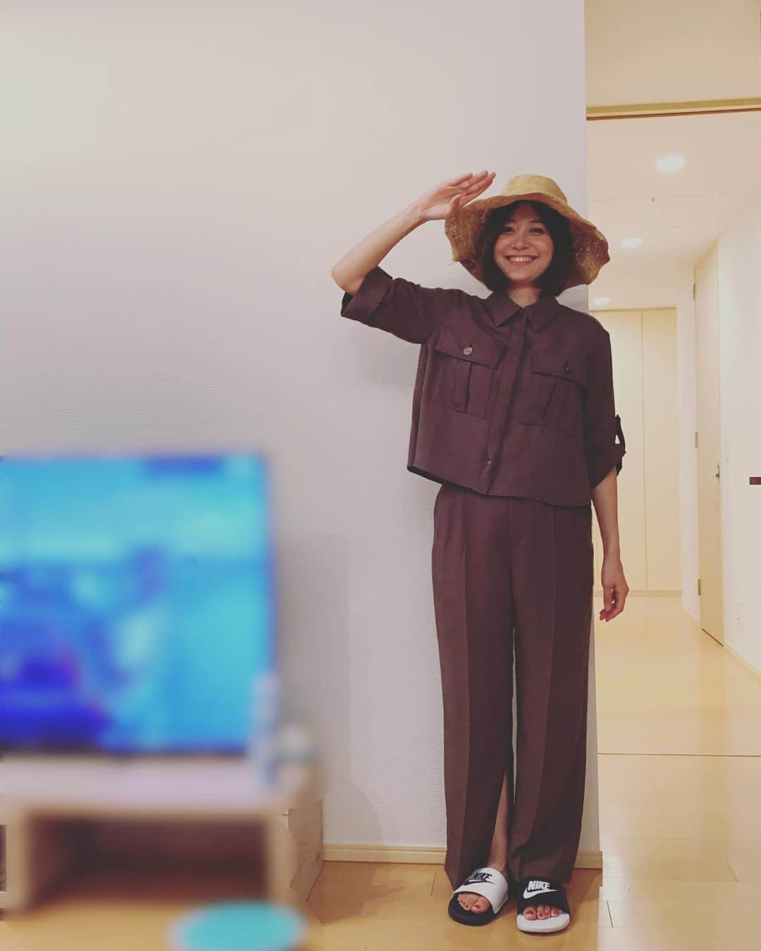 久冨慶子さんのインスタグラム写真 - (久冨慶子Instagram)「休日にお散歩🚶‍♂️🚶‍♀️ ジャングルクルーズセットを 買ってもらいました🦁笑 ありがとう🙌 今日で1000投稿！ いつもご覧いただき ありがとうございます💕 ＊ ＊ #休日 #散歩 #ショッピング #セットアップ #みなさんこんちには〜ジャングルクルーズへようこそ〜 #ジャングルクルーズのお姉さん」9月8日 21時07分 - keiko0hisatomi